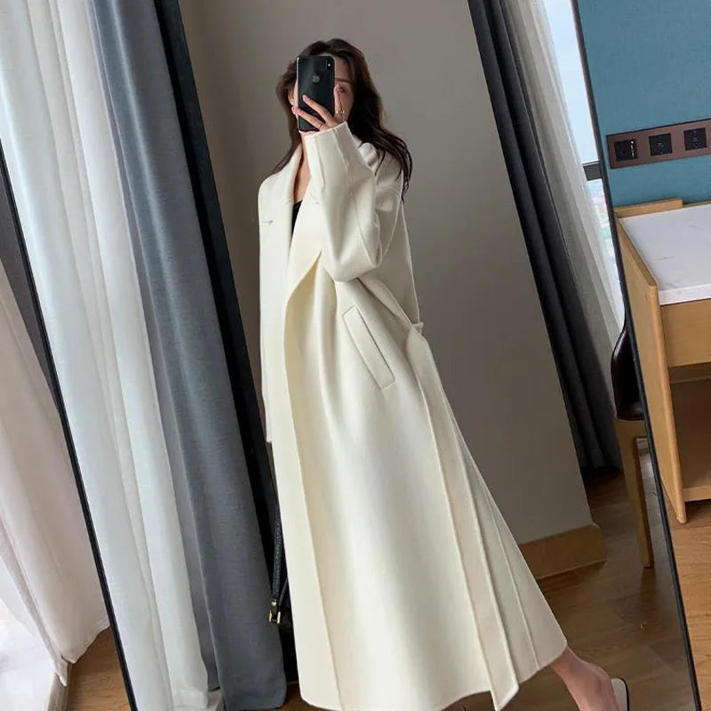 White Woolen Coat Women Autumn And Winter High-End Fashion Temperament Long Thick Blended Wool Windbreaker Female Jacket Belt 99