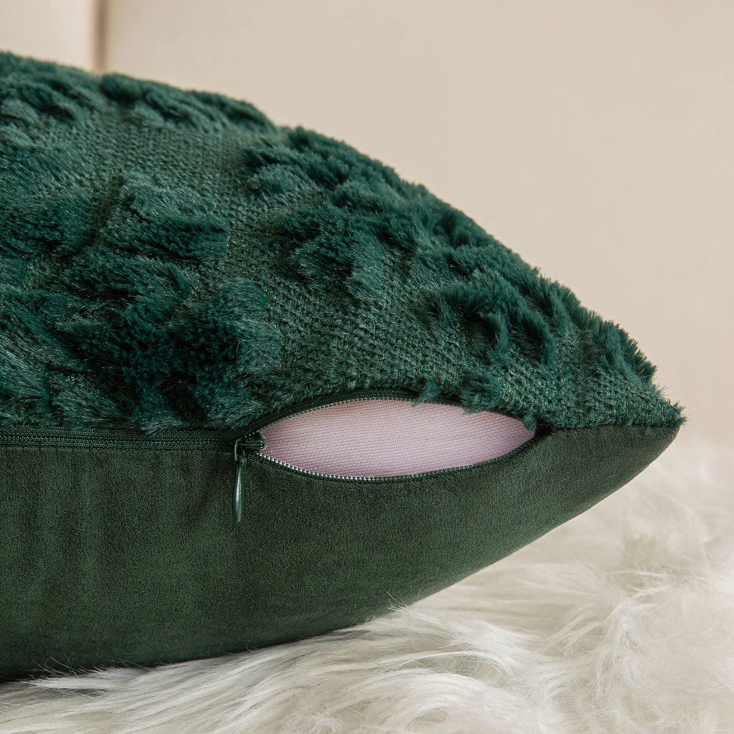 1/2 Pack Christmas Tree Square Throw Pillow Cases Snowflake Shaggy Plush PillowCases Embroidered Sofa Cushion Cover Home Decor