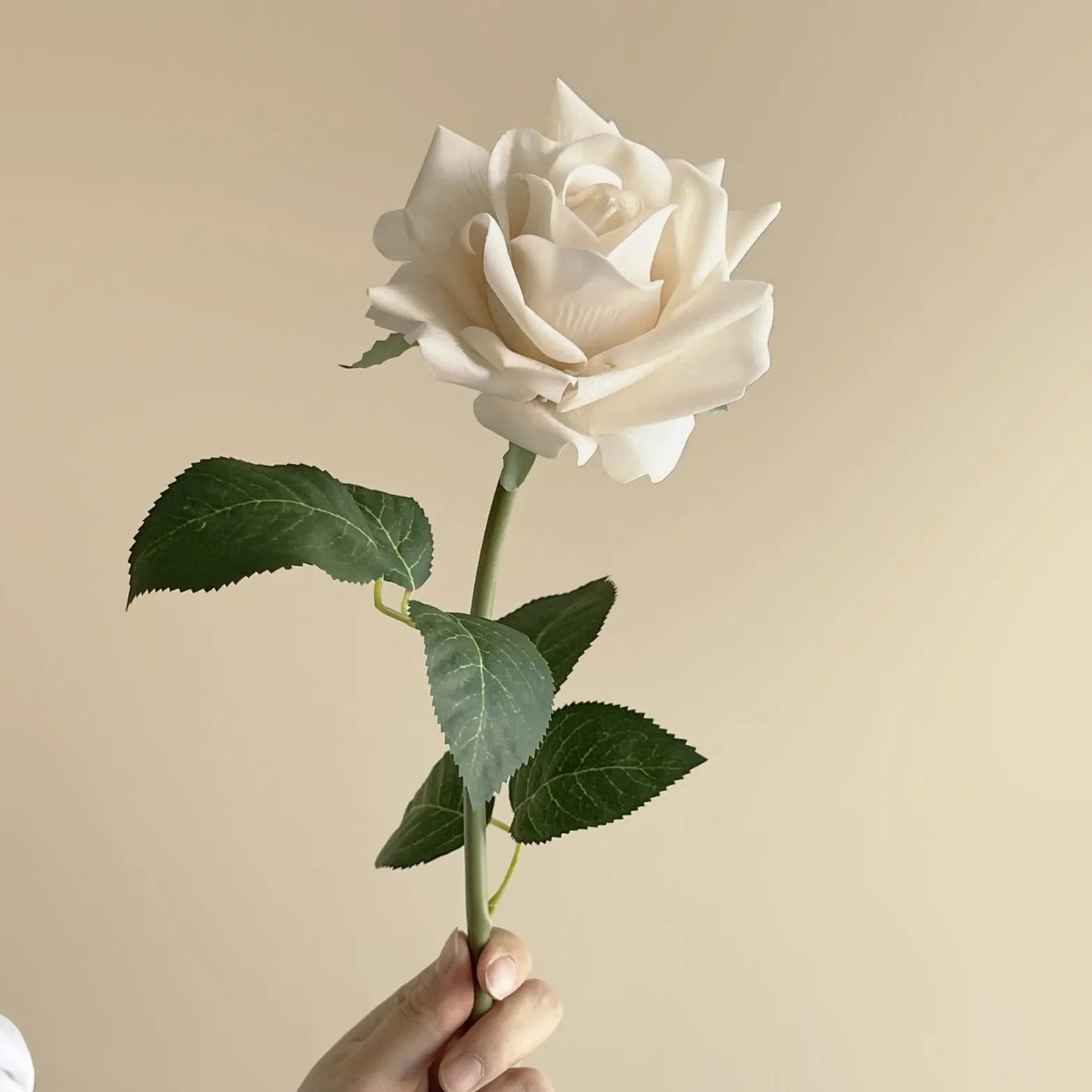 5Pcs/lot High-end Autumn Artificial Rose Real Touch Flowers Wedding Decor Bridal Bouquet Party Floral Moisturizing Rose Flowers