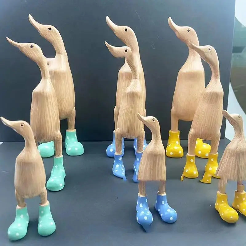 Cute Rain Boot Duck Simulation Duck Statue Rainshoe Duck Sculpture Crafts Ornament for Home Garden Decors Yard(Right Look 1pcs)