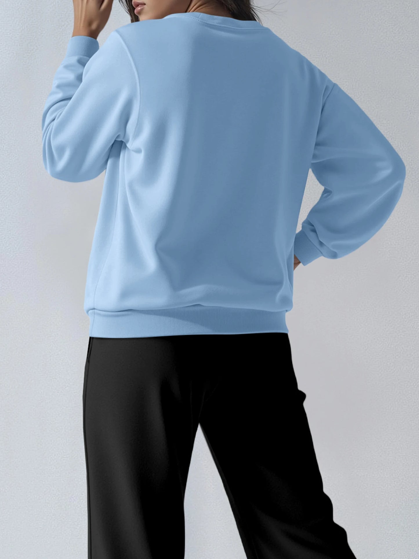 Oversized Sweatshirt for Women Modern Silhouette Loose Casual Top