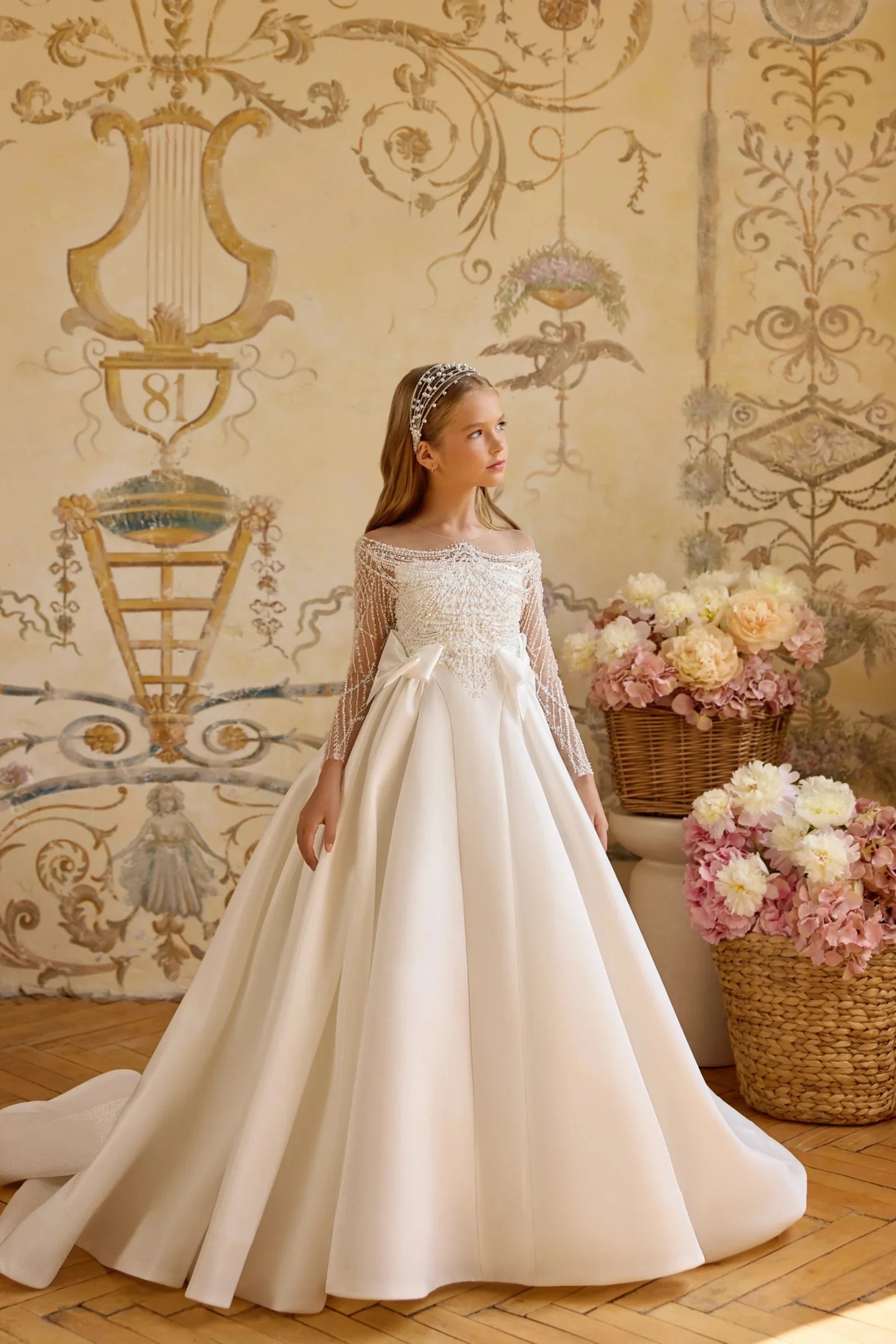 Luxury Pearls Beading Flower Girl's Dresses for Wedding White Ball Gown First Communion Dress Baby Girl Birthday Party Gowns