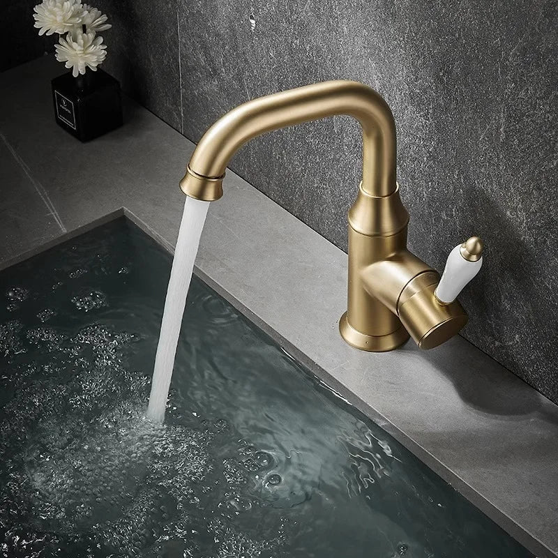 KEMAIDI Bathroom Faucet Brushed Gold Washbasin Faucets Tap Single Handle Cold Hot Water Mixer Tap Deck Mounted Brass Faucets