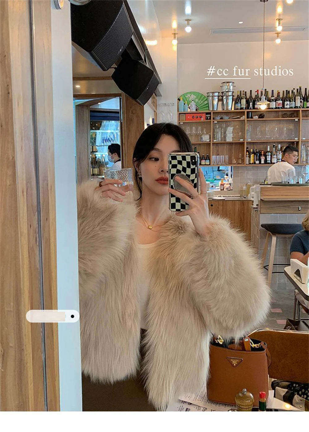 Women's faux fur coat, thick and luxurious collarless short fur coat, elegant jacket, warm coat for winter