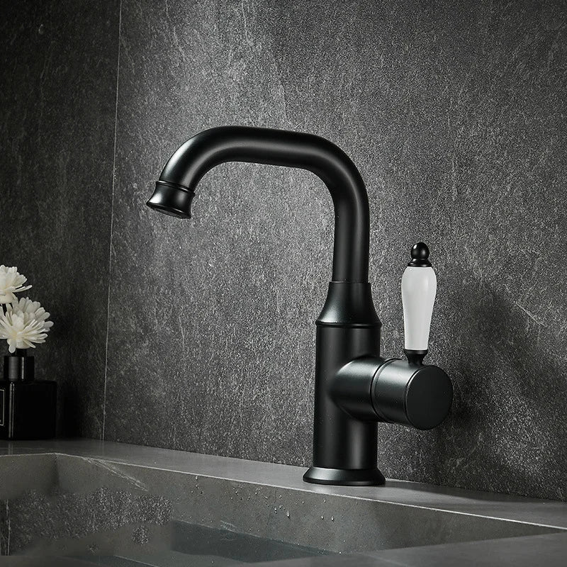 KEMAIDI Bathroom Faucet Brushed Gold Washbasin Faucets Tap Single Handle Cold Hot Water Mixer Tap Deck Mounted Brass Faucets