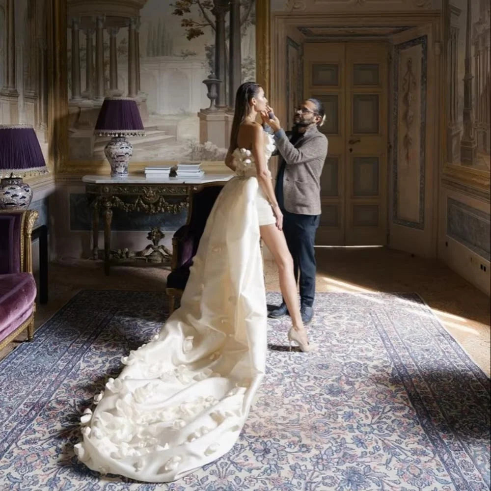 Customized Sleeveless Wedding Gown Charming Flower Applique Wedding Dress Exquisite Short Bridal Dress Vestidos De Noiva