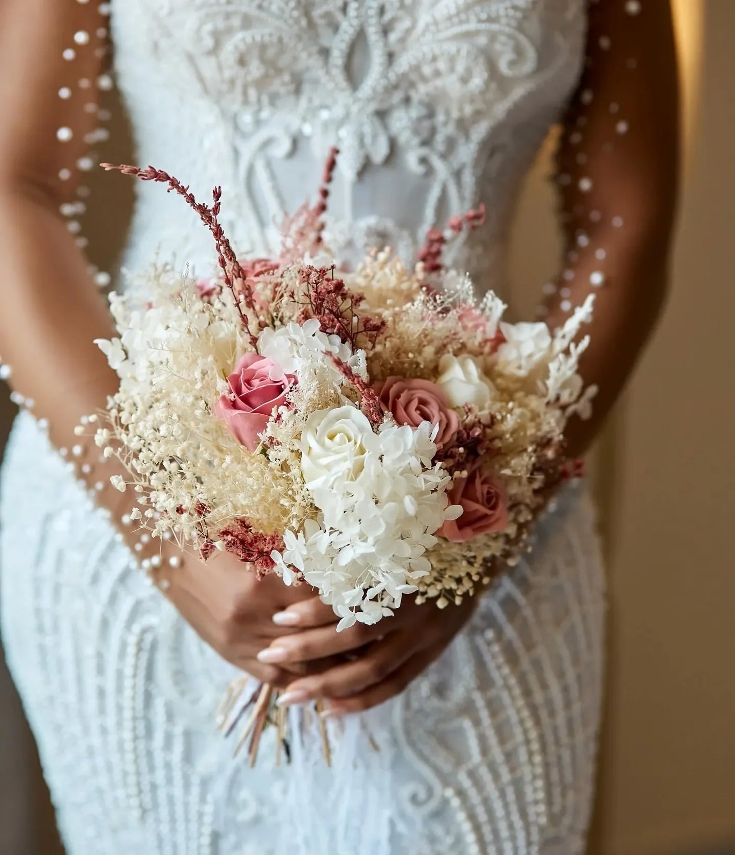 Customized Mermaid Style Off Shoulder Sexy Princess Wedding Dress Sweetheart Tassel Pearl As A Wedding Gift Silk Bridal Dress