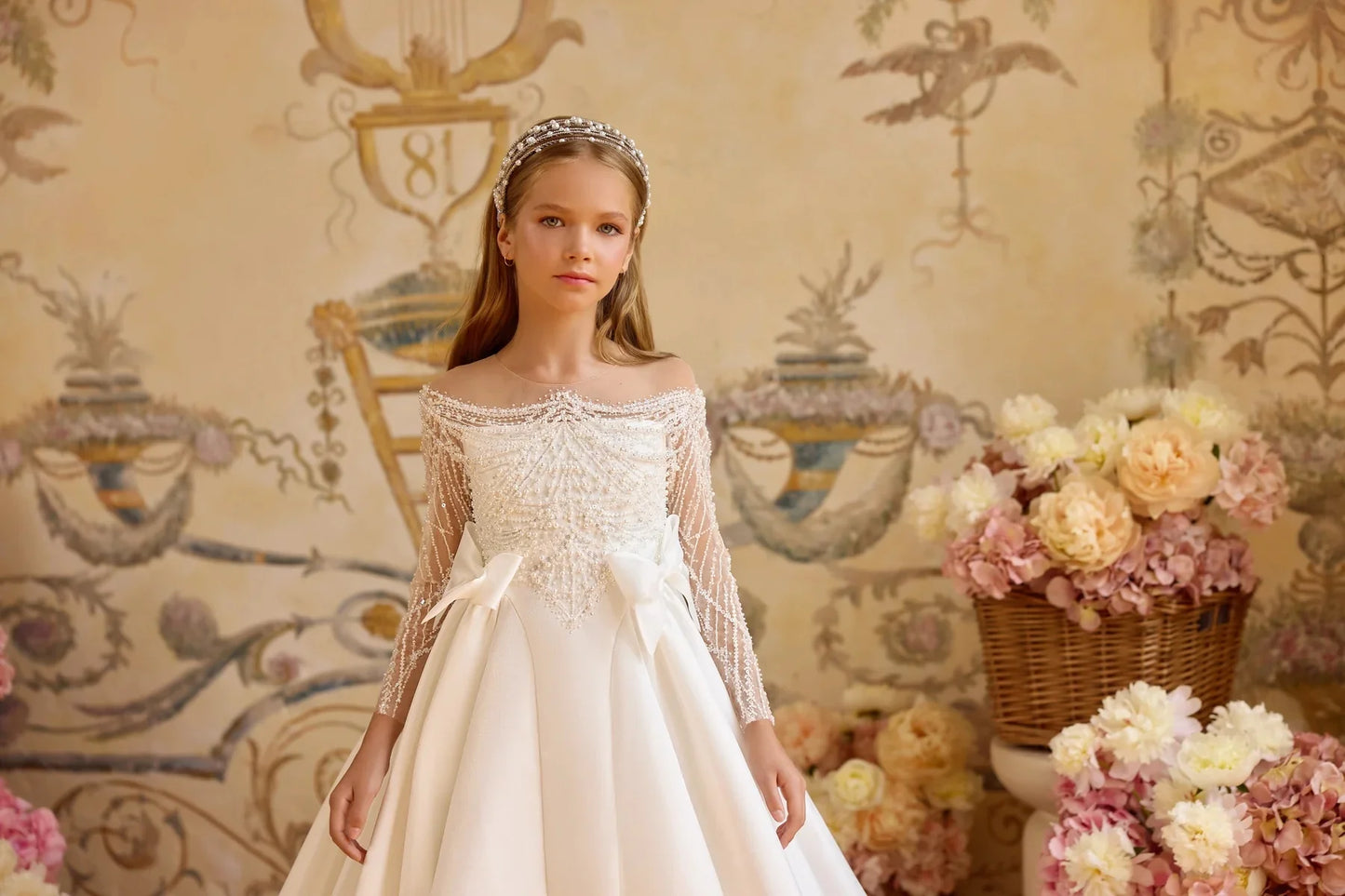 Luxury Pearls Beading Flower Girl's Dresses for Wedding White Ball Gown First Communion Dress Baby Girl Birthday Party Gowns