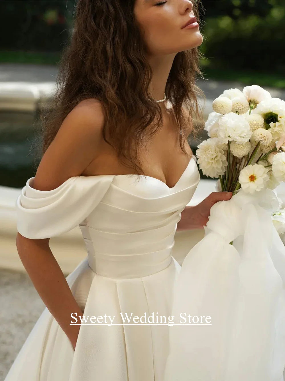 Romantic Wedding Dress Customized Off The Shoulder Pleat Body Sweep Train A Line Satin Bridal Gown Vestidos De Novia Lace-up