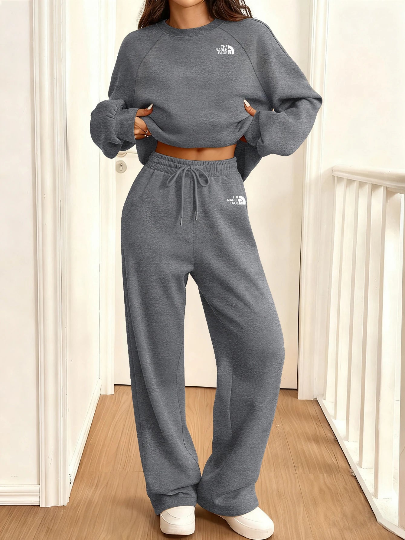2026 Women's Tracksuit  Autumn Fashion  round-neck sweatshirt Two Pieces Outfit  Comfortable  daily street fitness jogging suit