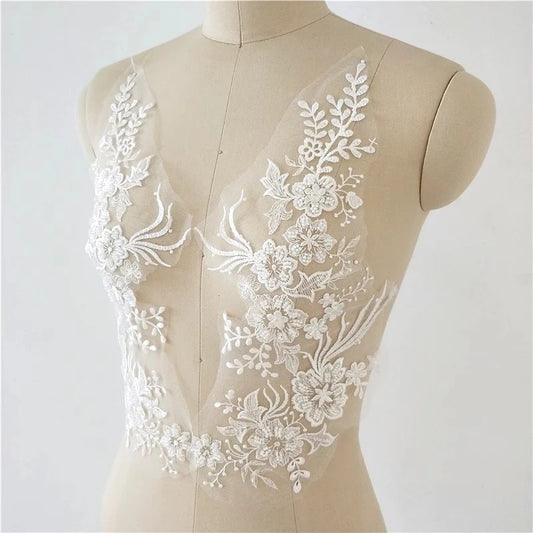1 Pair of White Wedding Dress Decorations Decorated With White Lace Flowers 38*18cm