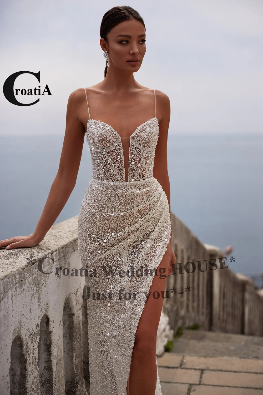 Croatia Fancy Spaghetti Straps Wedding Dresses for Women Slit V-neck Pleat Sequined Trumpet Vestido De Casamento Customized